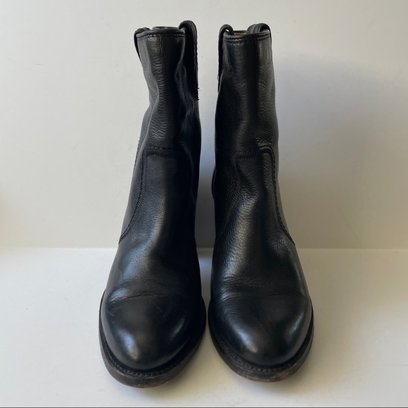 Frye Mustang Black Leather Top Stitch Pull-On Ankle Short Heel Boot Almond Toe - Picture 3 of 9